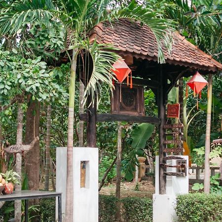 Thuy Bieu Homestay フエ エクステリア 写真