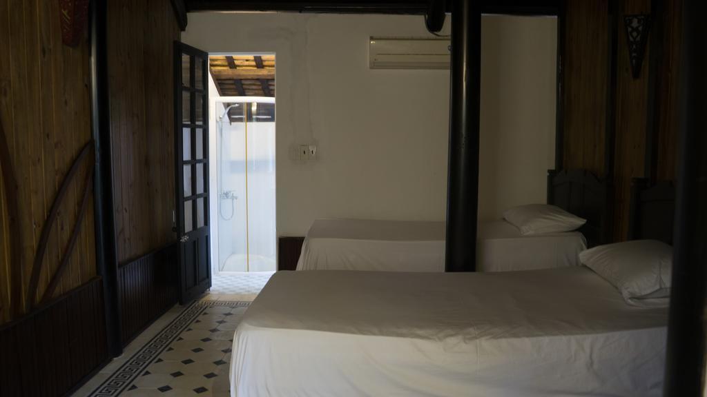 Thuy Bieu Homestay フエ エクステリア 写真