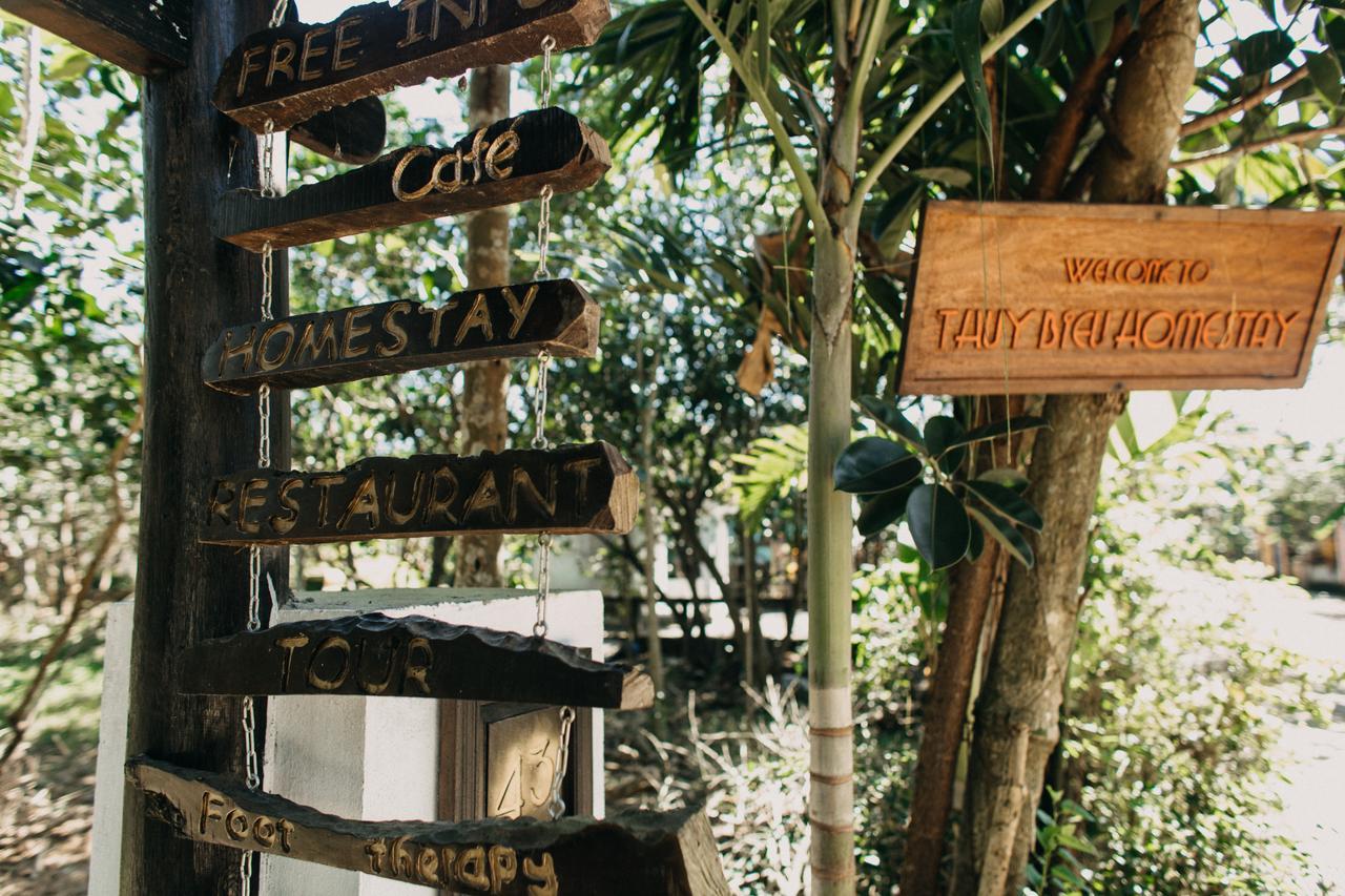 Thuy Bieu Homestay フエ 部屋 写真